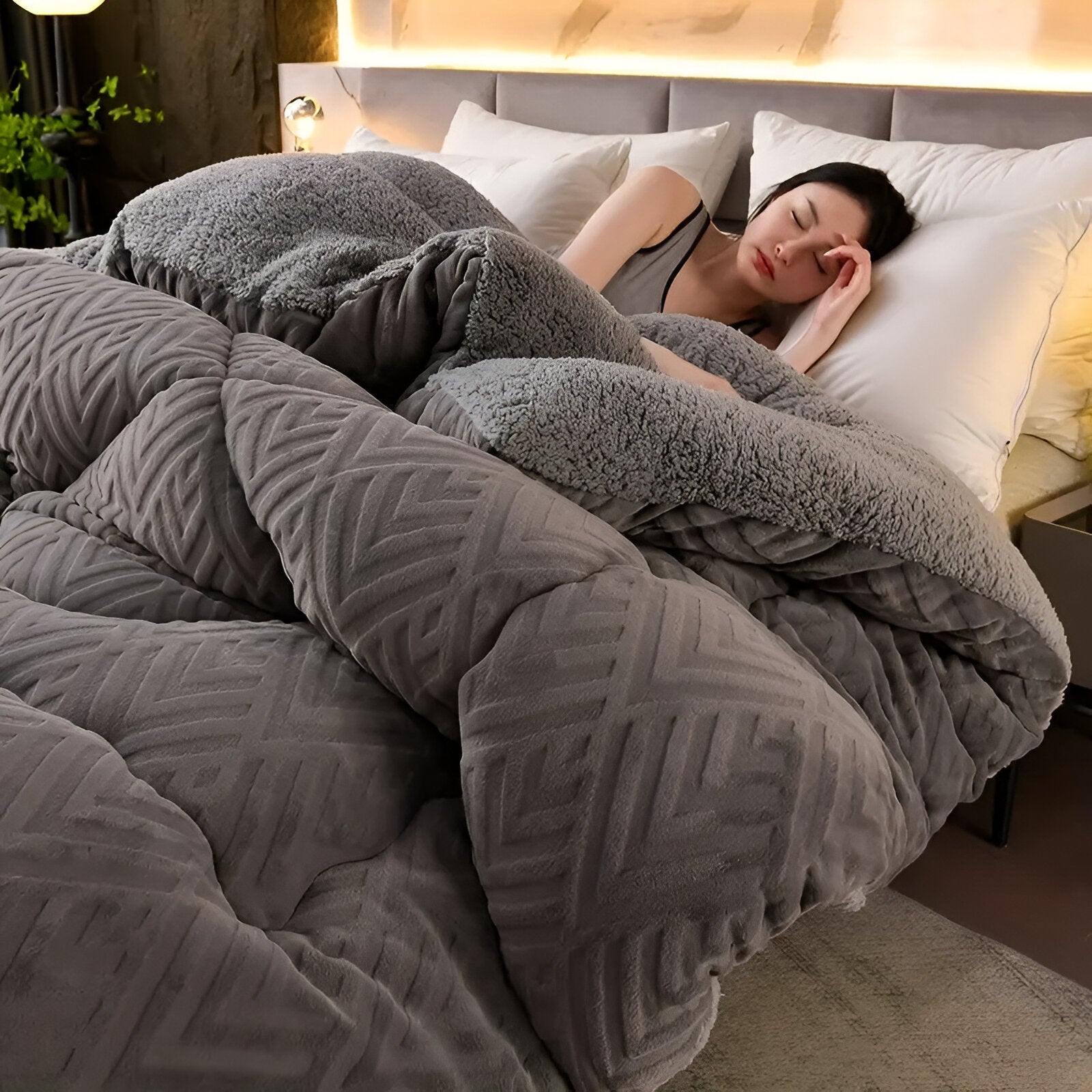 Couette Luxe Toute Saison - Confort et Chaleur à Chaque Nuit