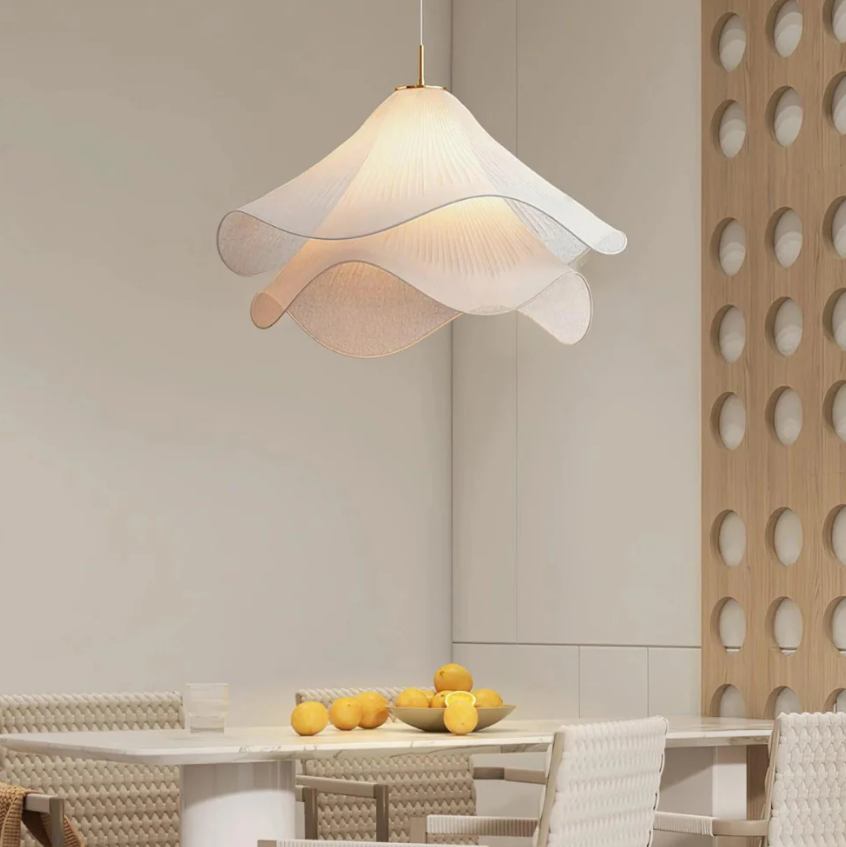 L'Éclat de Sérénité – Suspension Lumineuse Élégante pour Ambiance Apaisante