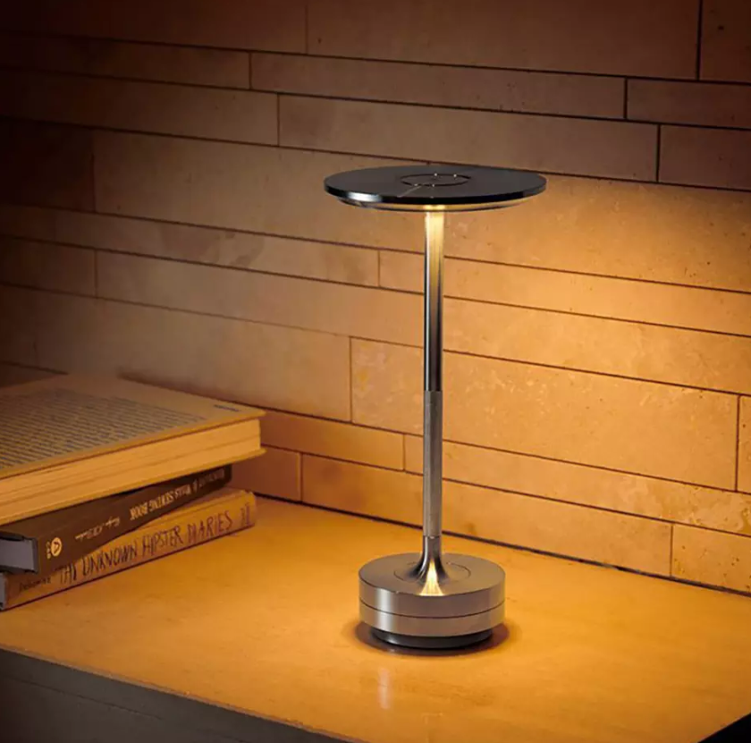 Lampe à Poser Moderne – Éclairage Élégant pour Intérieur