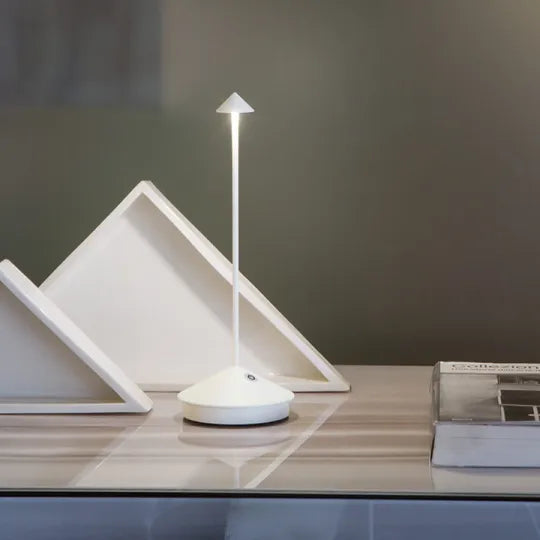 ClarityGlow | Lampe LED de Table Sans Fil - Élégance et Polyvalence