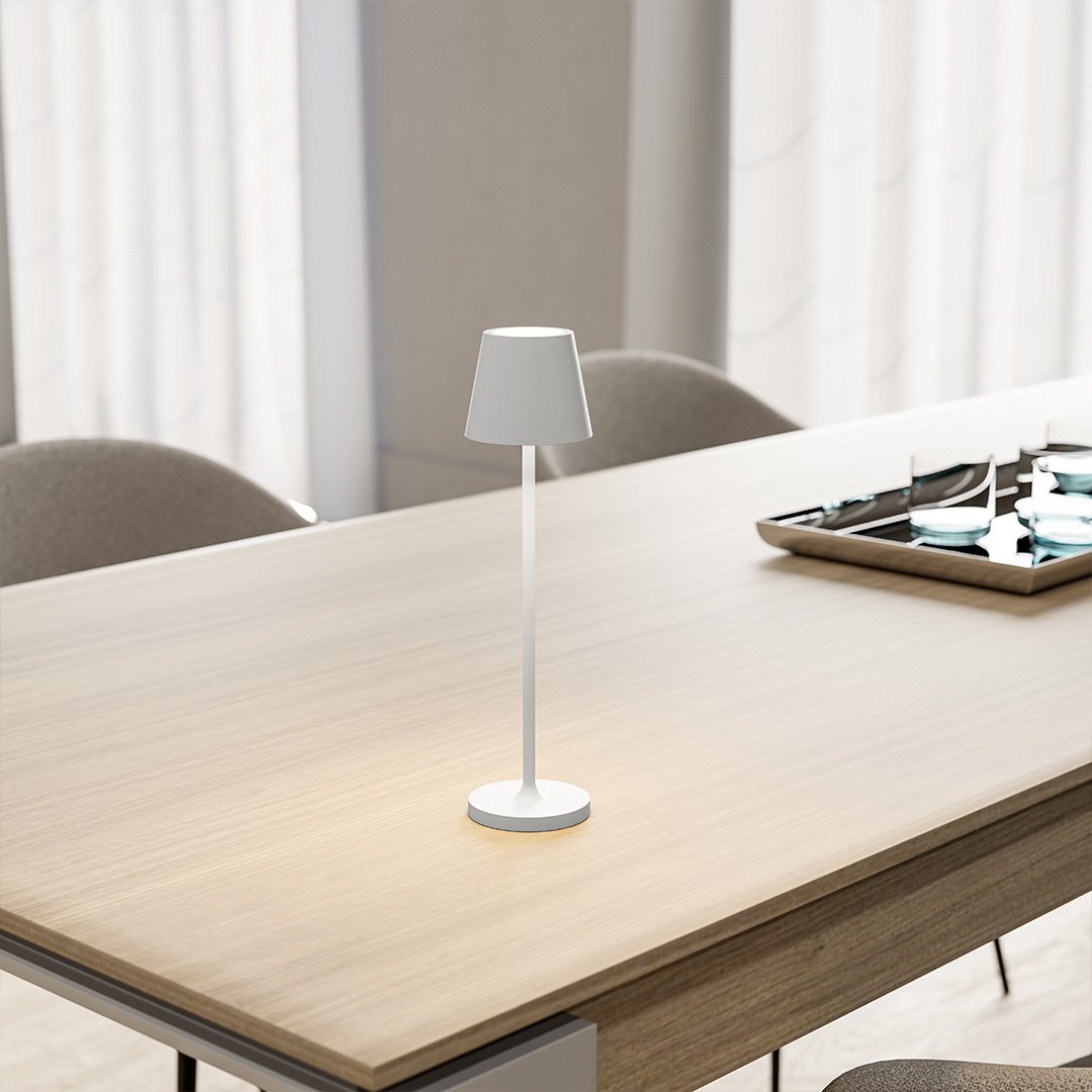 LumiNova - Lampe LED Portable avec Contrôle Tactile