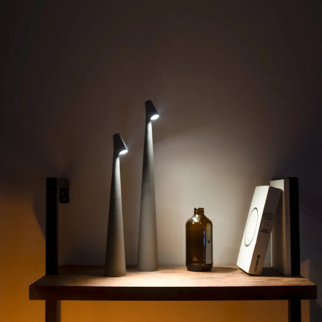 Lampe à LED Sans Fil NordicLuxe - Design Minimaliste pour Table