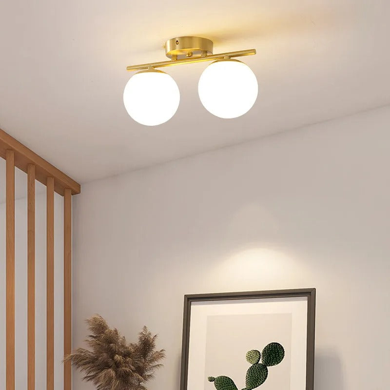 Lampe de Plafond LED NordLux en Verre – Design Élégant avec Détails Dorés et Éclairage Économique