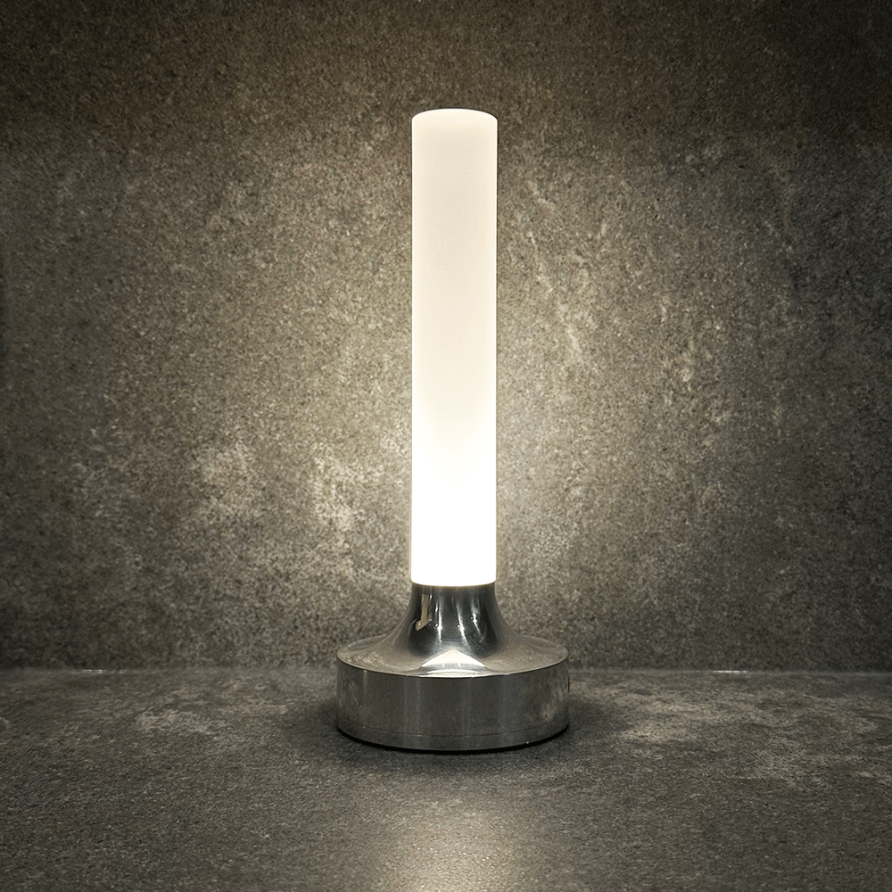 Lampe de Table Boru - Éclairage sans Fil Réglable et Résistant à l’Eau