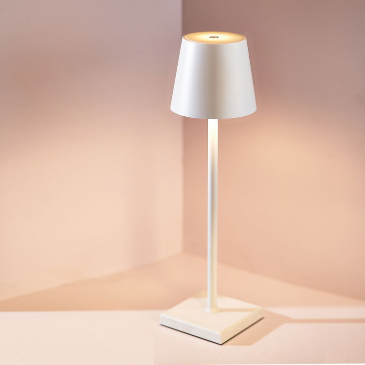 Lampe LED Sans Fil - Élégance et Atmosphère Chaleureuse pour Votre Intérieur